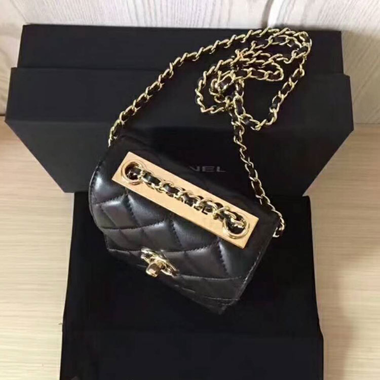 2018 Chanel Mobile phone bag with Chain