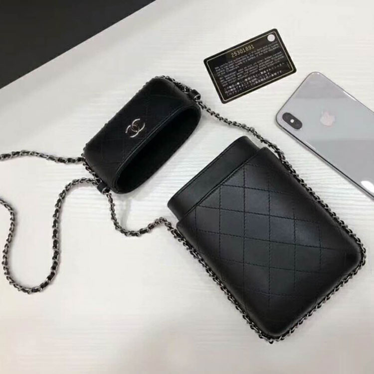 2018 Chanel Mobile phone bag with Chain