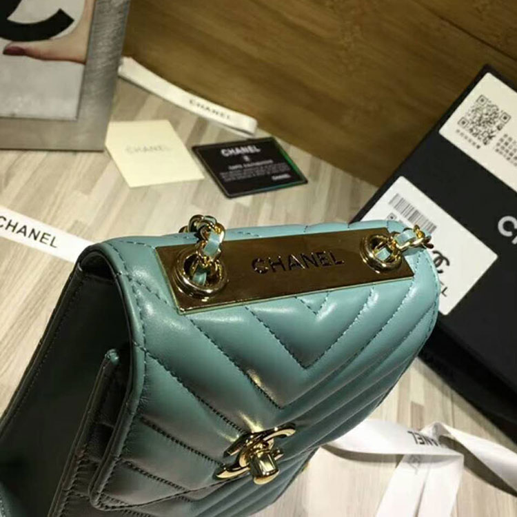 2018 Chanel Mobile phone bag with Chain