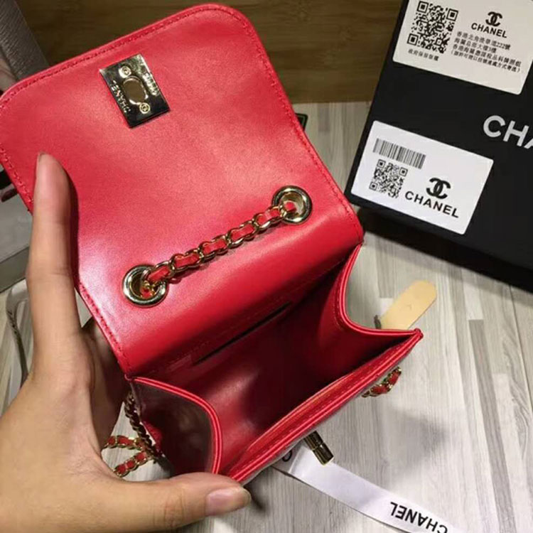 2018 Chanel Mobile phone bag with Chain