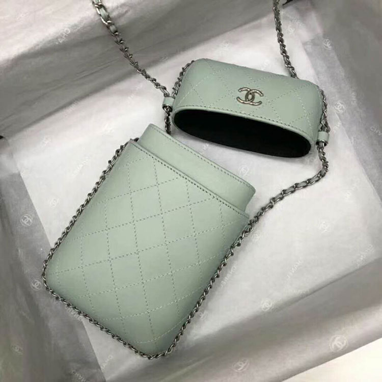 2018 Chanel Mobile phone bag with Chain