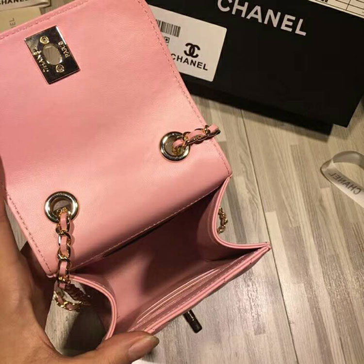 2018 Chanel Mobile phone bag with Chain