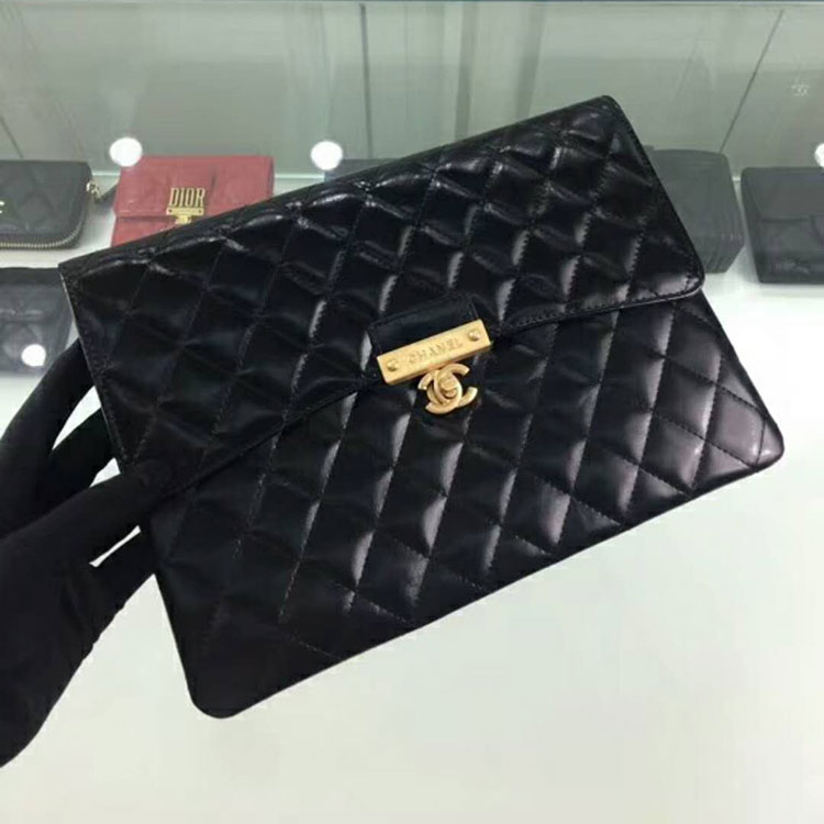 2018 Chanel Pouch