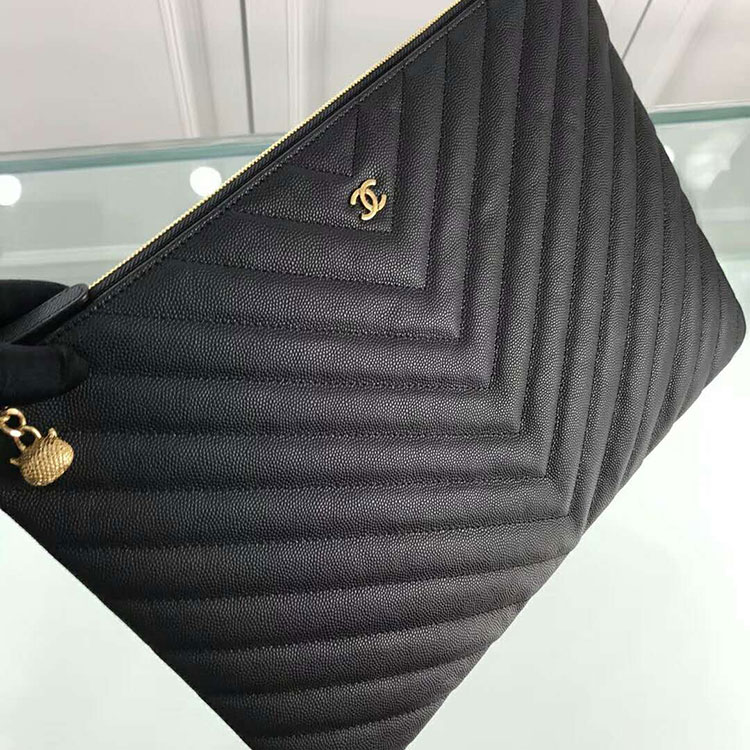 2018 Chanel Pouch