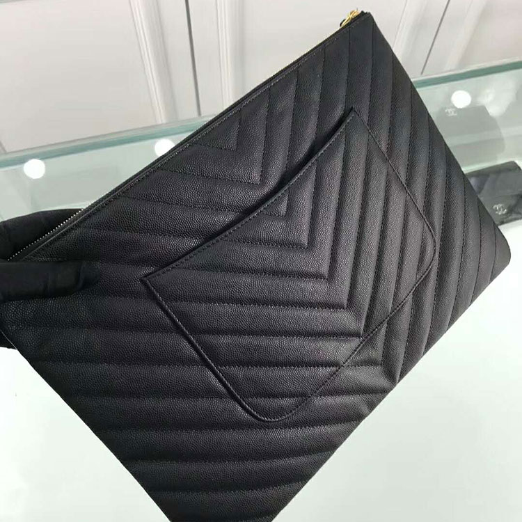 2018 Chanel Pouch