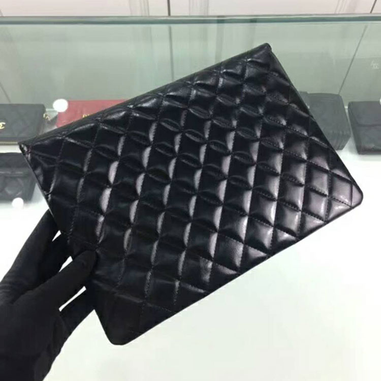 2018 Chanel Pouch