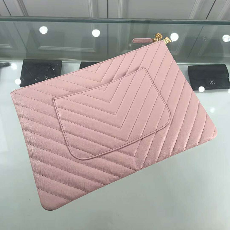 2018 Chanel Pouch