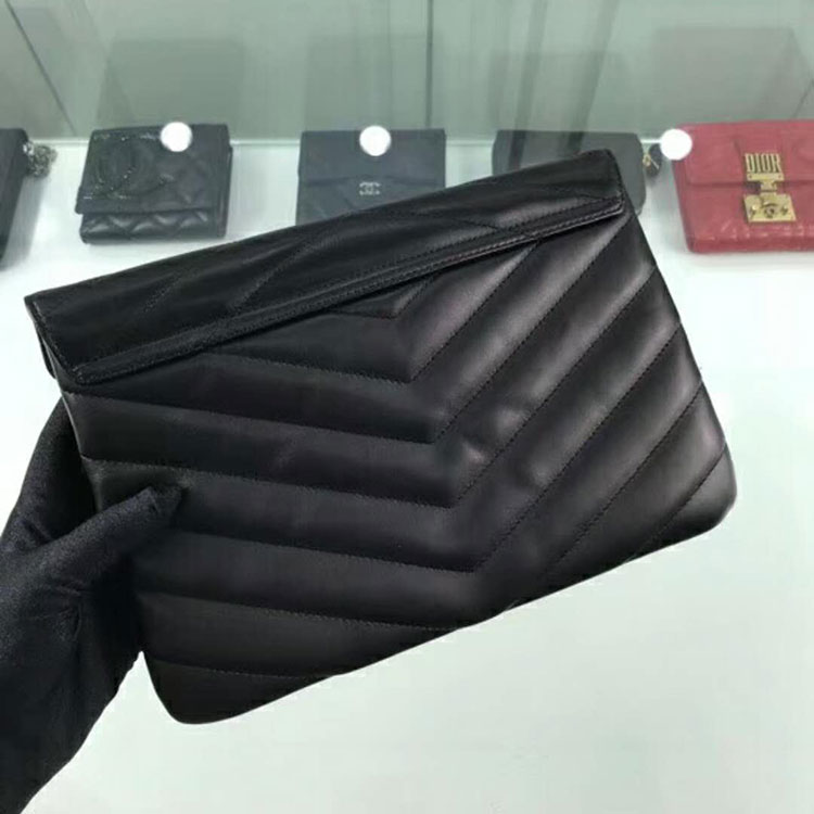 2018 Chanel Pouch