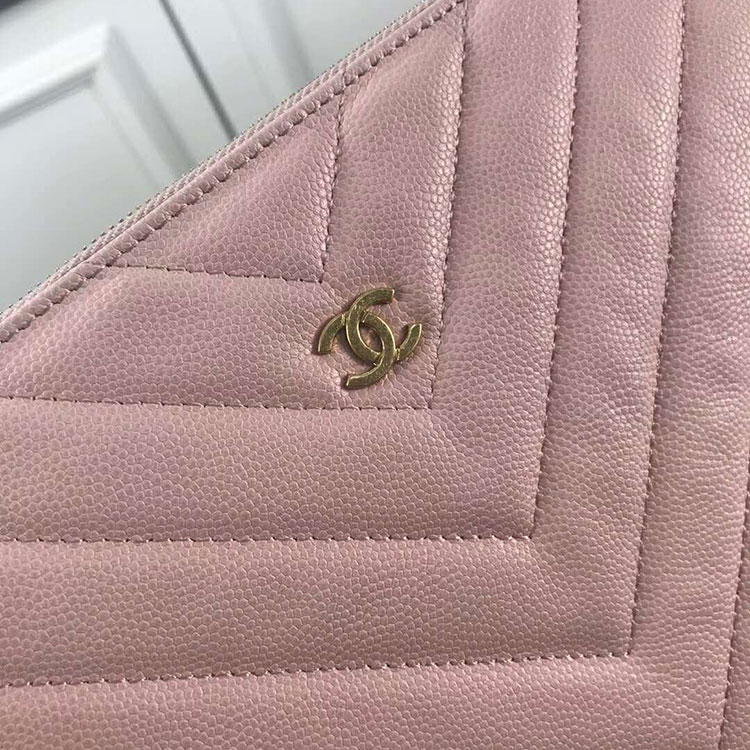 2018 Chanel Pouch