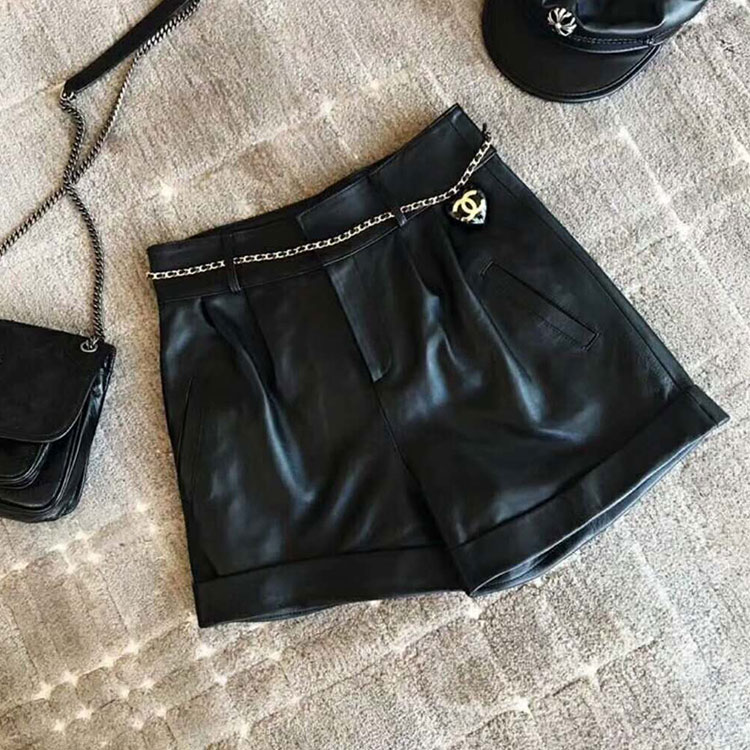 2018 Chanel Shorts in leather