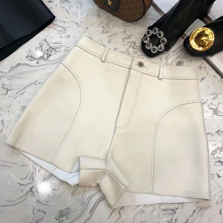 2018 Chanel Shorts in leather