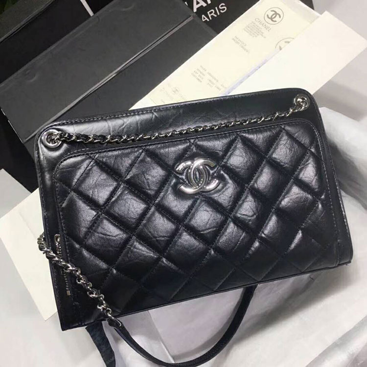 2018 Chanel Shoulder Messenger Bag