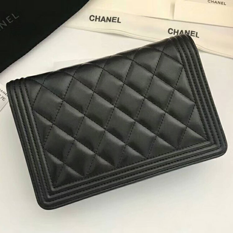 2018 Chanel WOC A33814 Mini Flap Bag in Original Lambskin