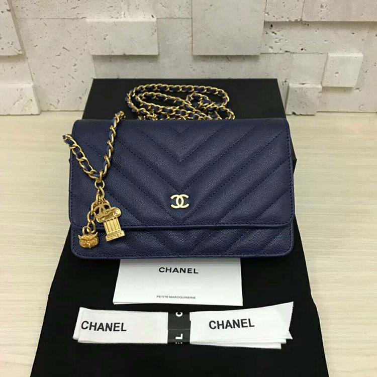 2018 Chanel WOC A33815