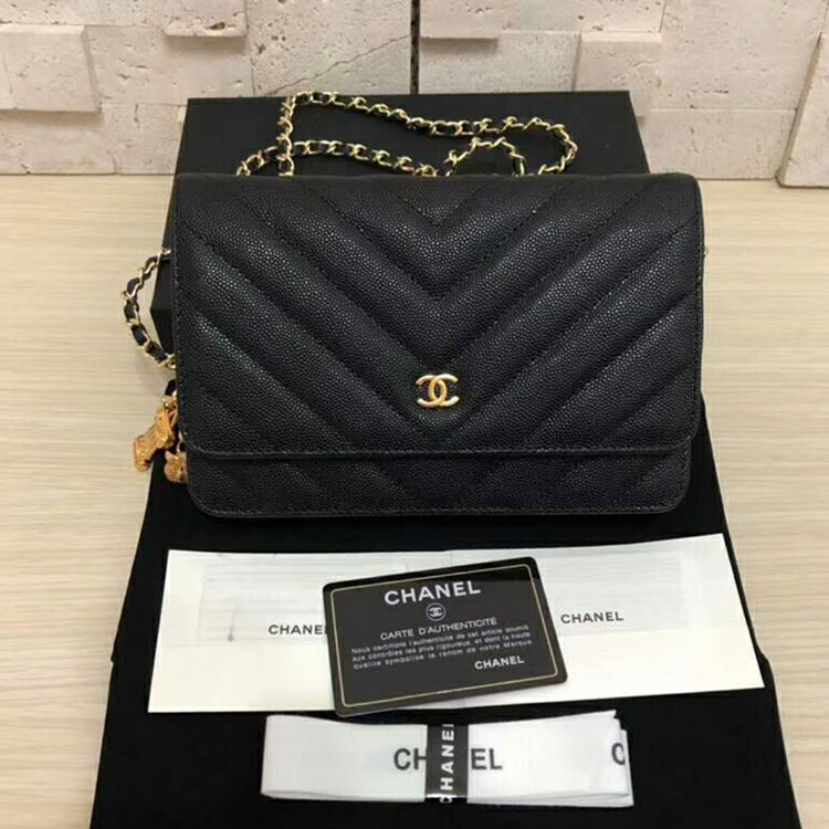 2018 Chanel WOC A33815