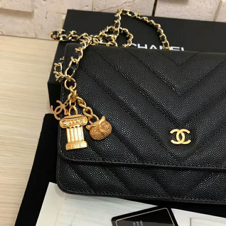 2018 Chanel WOC A33815