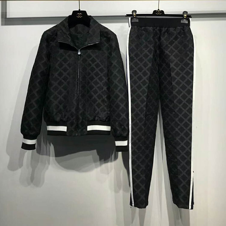 2018 Chanel casual outfit