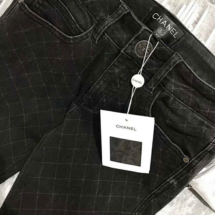 2018 Chanel jeans