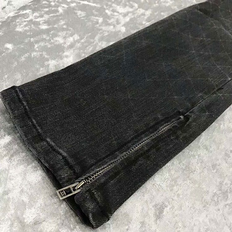 2018 Chanel jeans