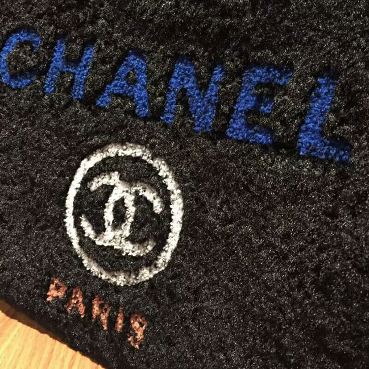 2018 Chanel maxi shopping bag