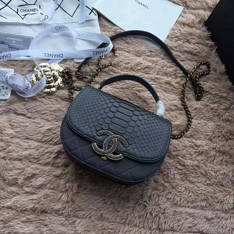 2018 Chanel messenger bag Real Python leather