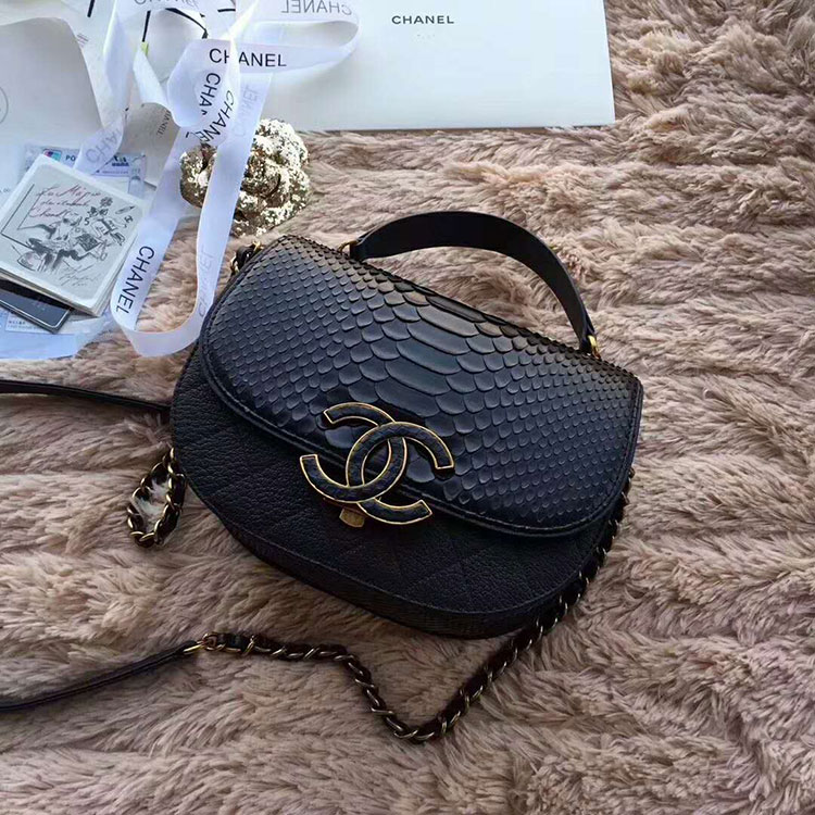 2018 Chanel messenger bag Real Python leather