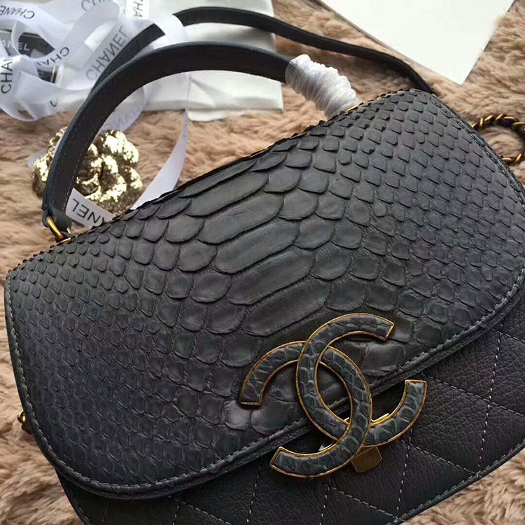 2018 Chanel messenger bag Real Python leather