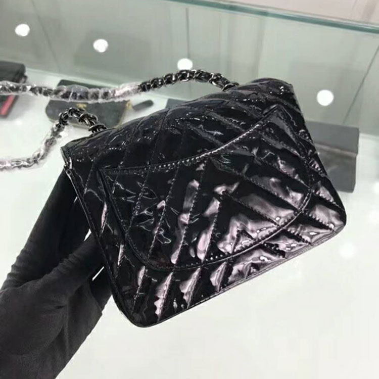 2018 Chanel mini Classic Flap Bag