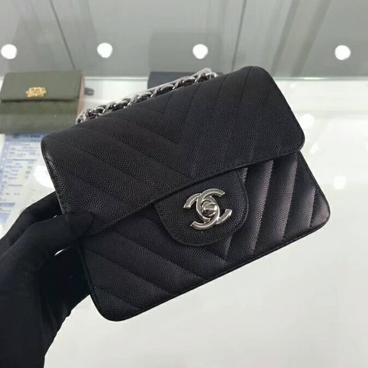 2018 Chanel mini Classic Flap Bag Original Calfskin