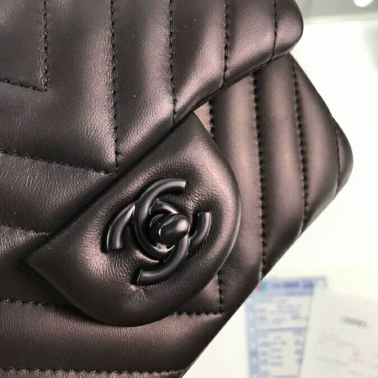 2018 Chanel mini Classic Flap Bag Original Sheekskin leather