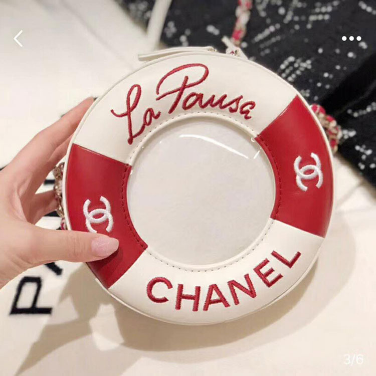 2018 Chanel small round bag