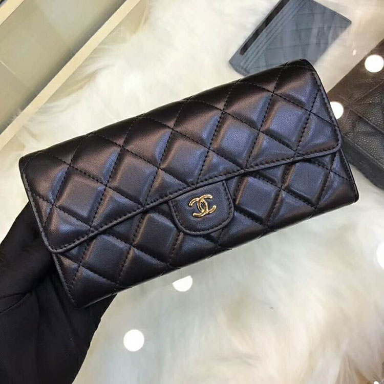 2018 Chanel wallet