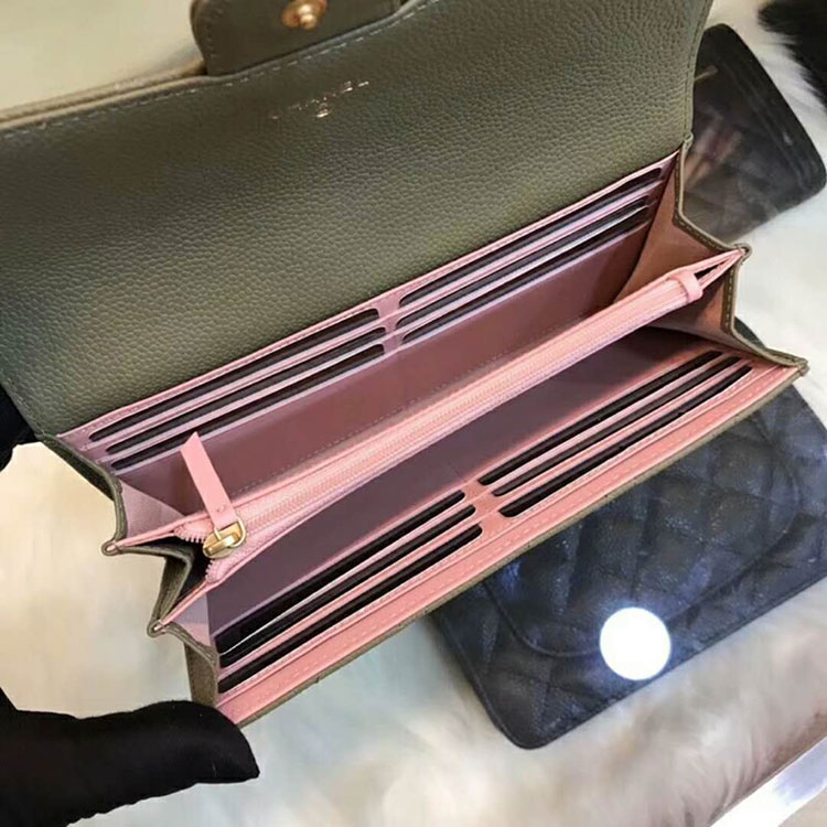 2018 Chanel wallet