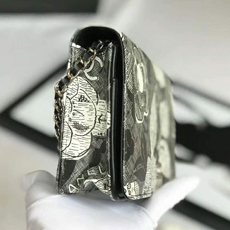 2018 Chanel wallet on chain