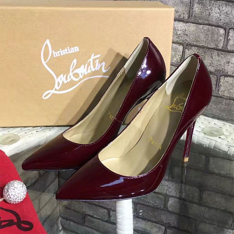 2018 Christian Louboutin Women shoes in Patent leather