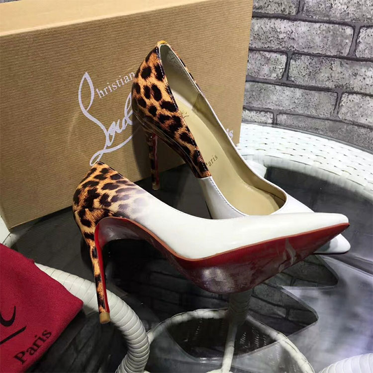 2018 Christian Louboutin Women shoes in Patent leather