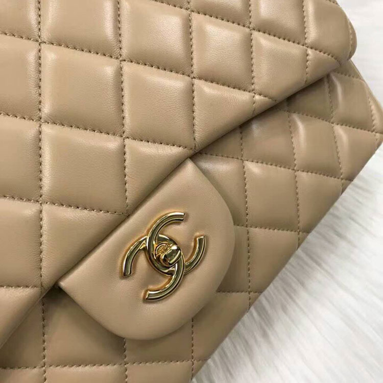 2018 Classic Chanel Maxi Double Flaps Bag