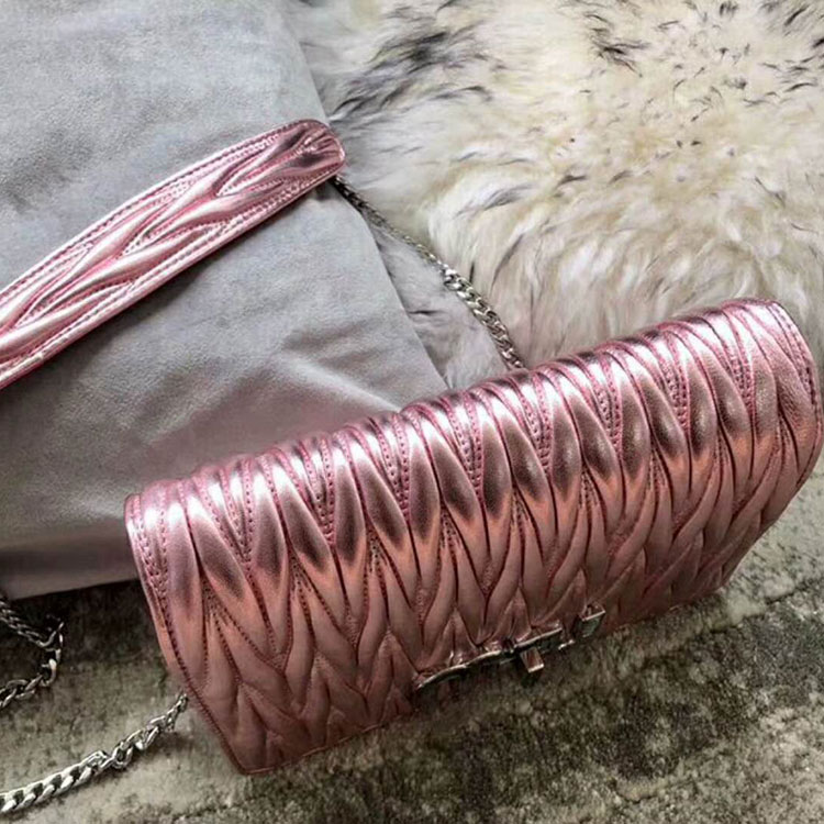 2018 DELICE MIU LOGO MATELASSE LEATHER BAG