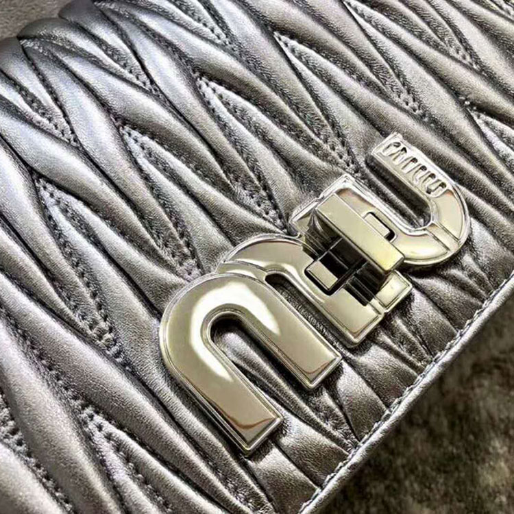 2018 DELICE MIU LOGO MATELASSE LEATHER BAG