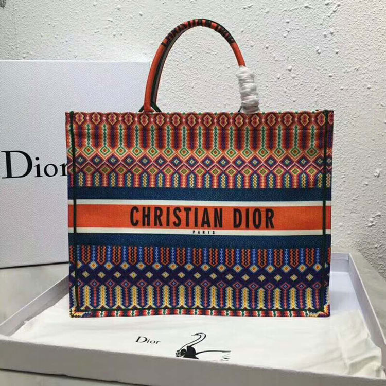 2018 Dior Book Tote bag