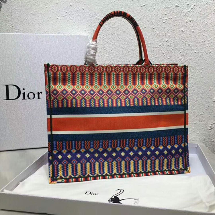 2018 Dior Book Tote bag