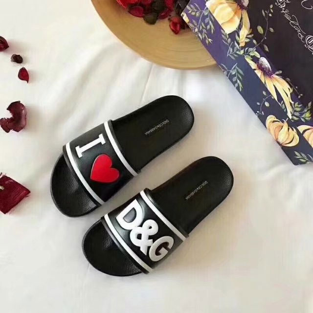 2018 Dolce&Gabbana(D&G) women Slippers in Calfskin leather