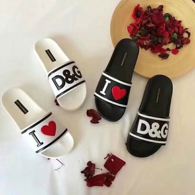 2018 Dolce&Gabbana(D&G) women Slippers in Calfskin leather