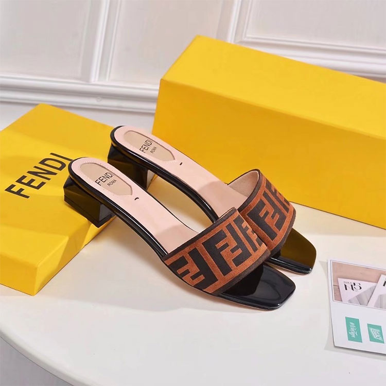 2018 Fendi women Slippers