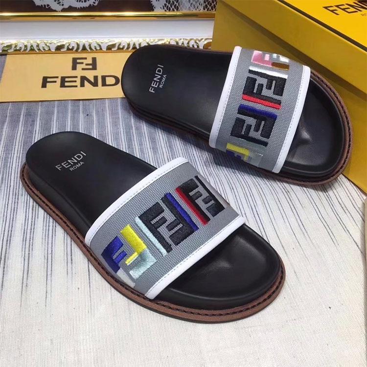 2018 Fendi women Slippers