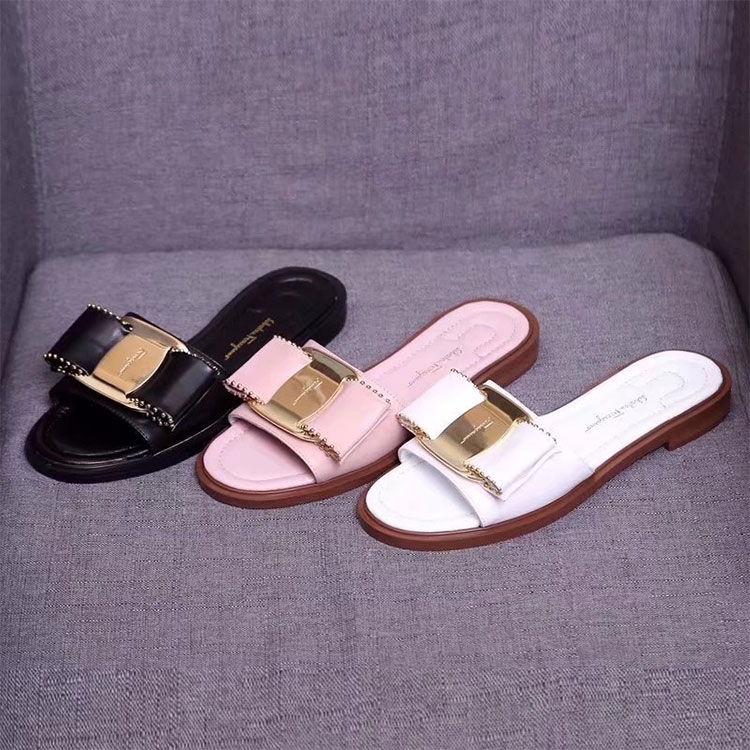 2018 Ferragamo women Flat Slippers in Calfskin