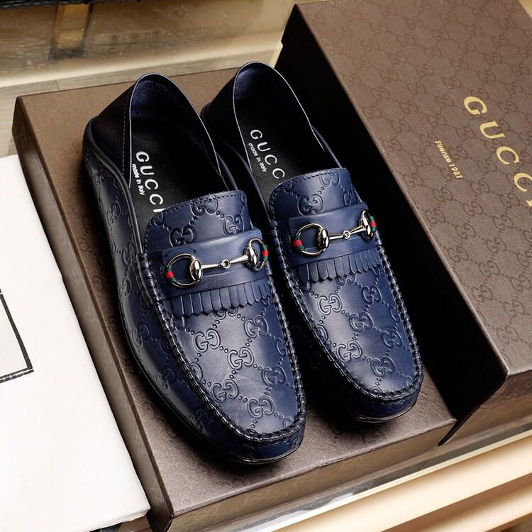 2018 Gucci men Shoes in Calfskin leather