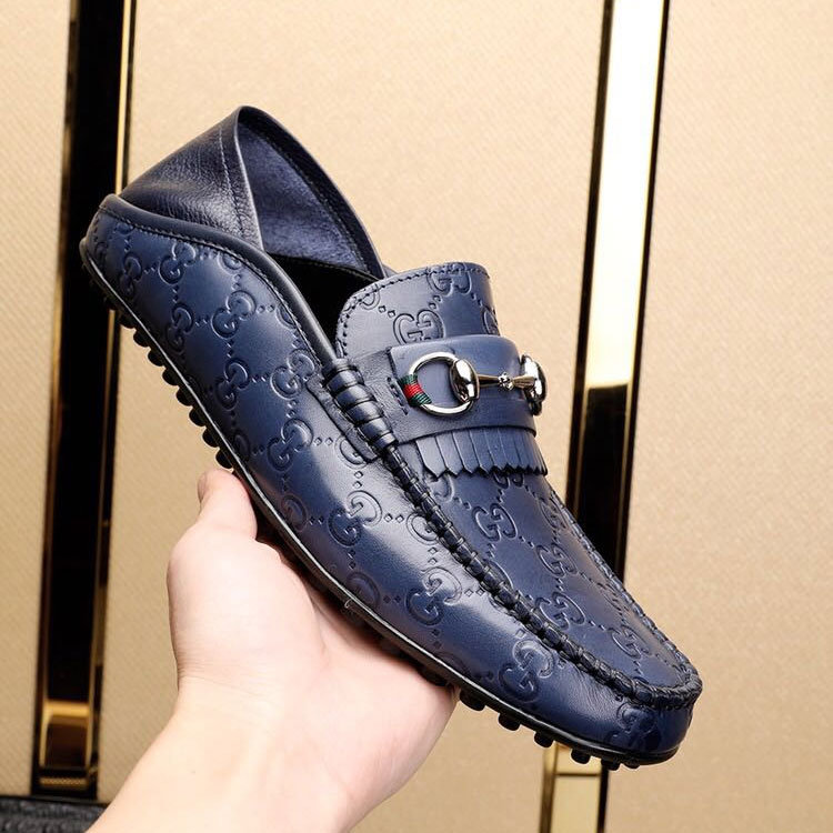 2018 Gucci men Shoes in Calfskin leather