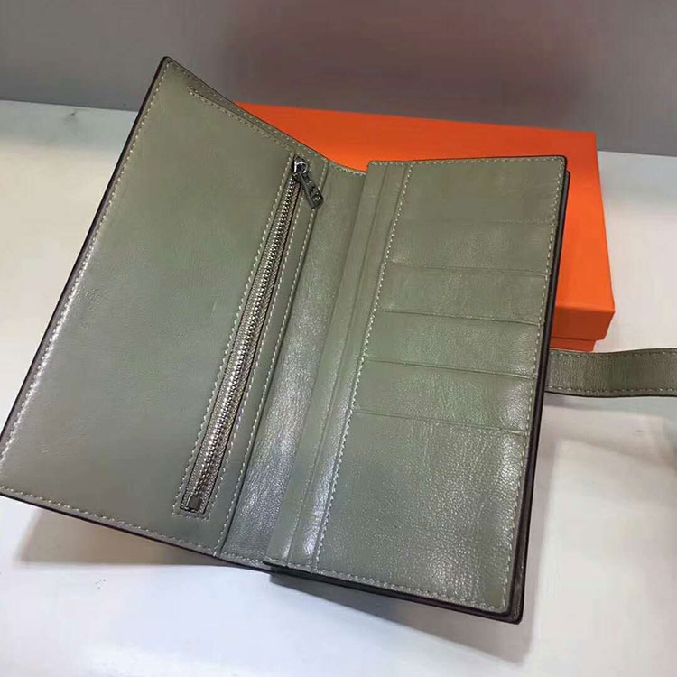 2018 Hermes Bearn Wallet