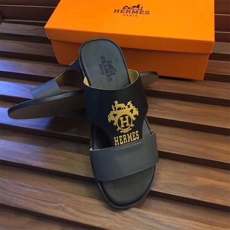 2018 Hermes men Slippers in Calfskin leather